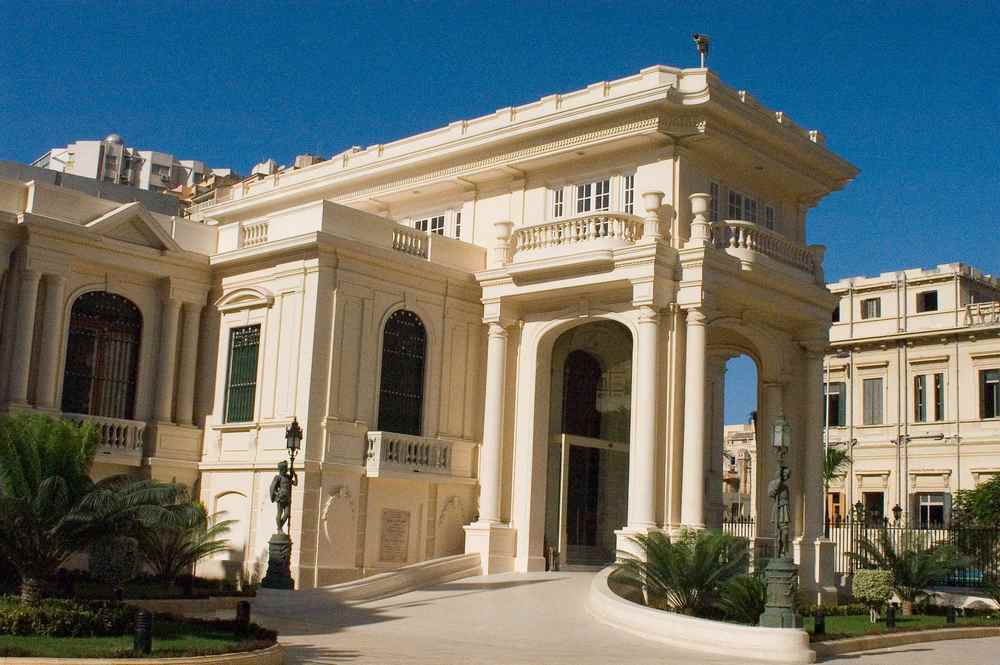 المتحف اليوناني الروماني هو من اهم متاحف مدينة الاسكندرية مصر