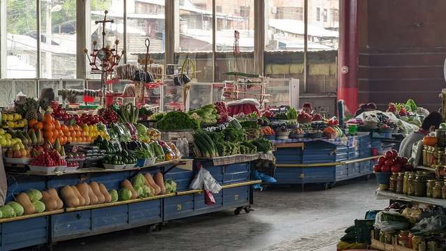 سوق جوم في يريفان