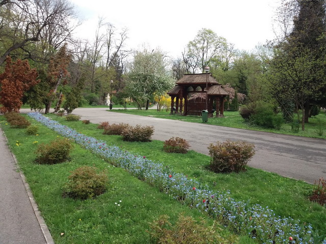 حديقة هيريستراو بوخارست