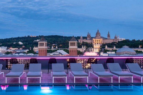 تقرير عن فندق كاتالونيا بلازا برشلونة أرقى فنادق برشلونة