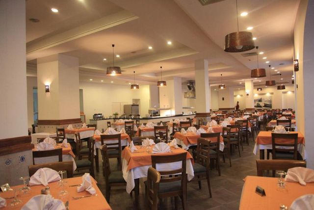 مطاعم فندق المنارة الحمامات تونس