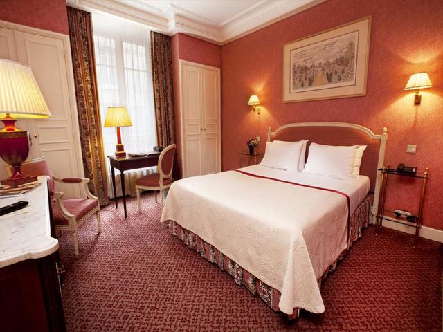 تصميمات غرف الاقامة في فندق فيكتوريا باريس مميزة و عصرية.