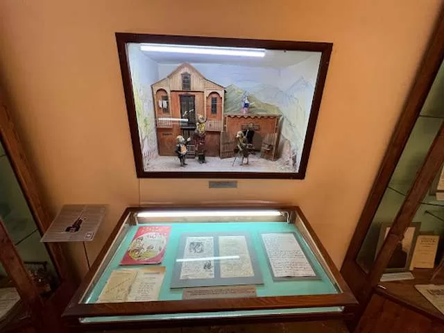  متحف هوفانيس تومانيان يريفان