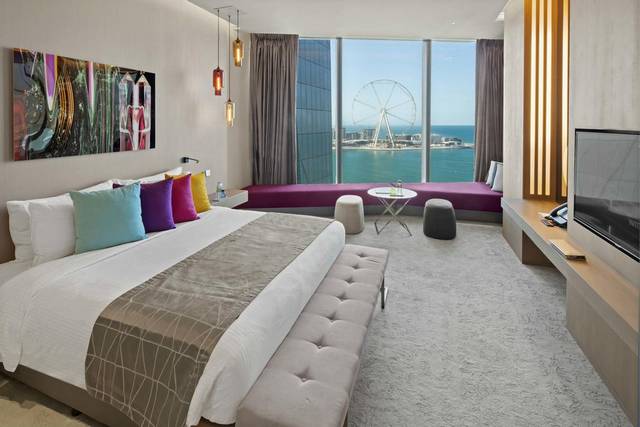 فندق ريكسوس جي بي ار أهم فندق جي بي ار دبي حيث يضم فريق عمل محترف
