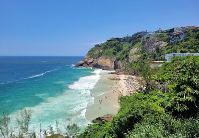 أفضل نشاطين توفرها لك زيارة شاطئ جواتينجا ريو دي جانيرو