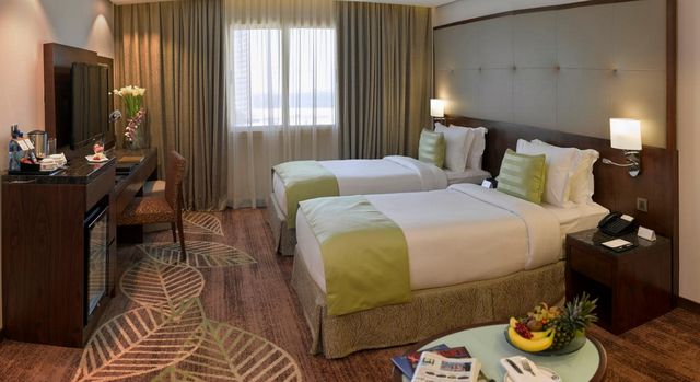 أفضل 12 فنادق بالجفير وأعلاها تقييمًا، كما يُوضح كيفية حجز فنادق البحرين الجفير عبر الإنترنت 