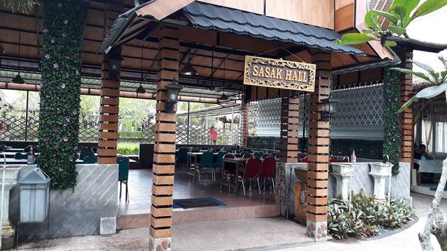 مطعم فطور في لومبوك