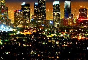 اين تقع لوس انجلوس وما هي اهم المدن القريبة من لوس انجلوس