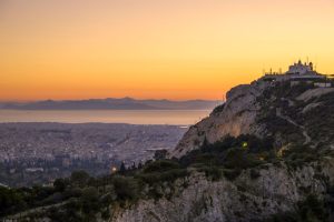 أفضل 3 أنشطة عند زيارة جبل يكابيتوس اثينا