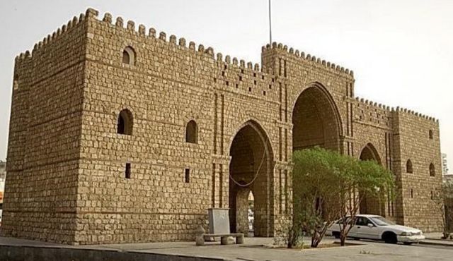 باب مكة في جدة من الاماكن السياحية في جدة المشهورة