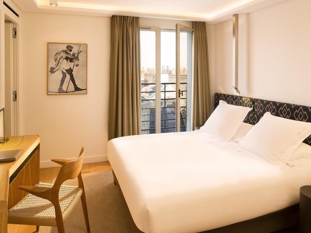يضم فندق فندق مارينيون شانزليزيه أماكن إقامة تتميز بالرقي والفخامة