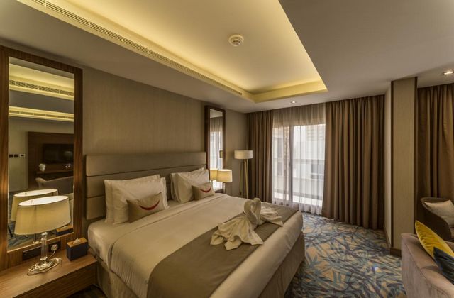 تقرير مُفصل عن فندق مينا بلازا البرشاء دبي أحد افضل فنادق دبي 4 نجوم