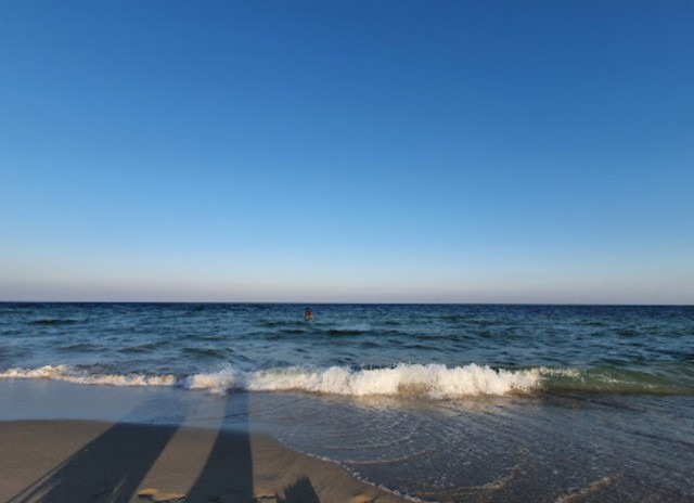 شاطئ مسيعيد قطر