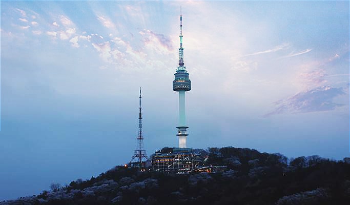 برج إن سيول كوريا الجنوبية من افضل اماكن السياحة في سيول