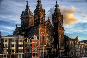 افضل 3 انشطة عند زيارة كنيسة القديس نيكولاس امستردام