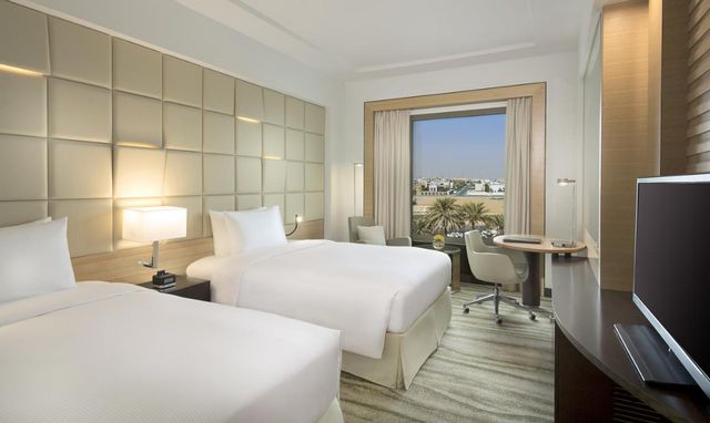 توّد السكن في أرقى أحياء الرياض؟ نُرشح لك فنادق الدائري الشمالي بالرياض للاختيار من بينها، للحصول على التفاصيل