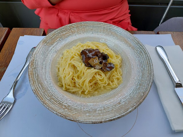 مطعم اوبيكا موزاريلا دومو ميلان