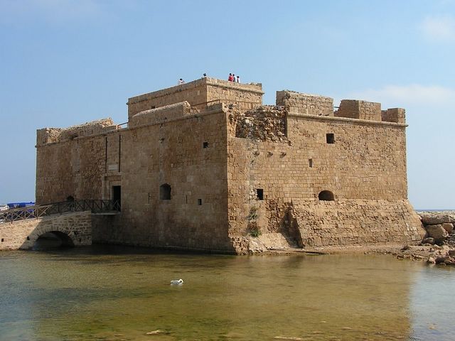 قلعة بافوس القبرصية
