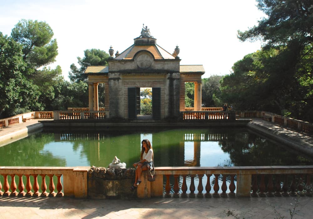 حديقة متاهة هورتا في مدينة برشلونة اسبانيا