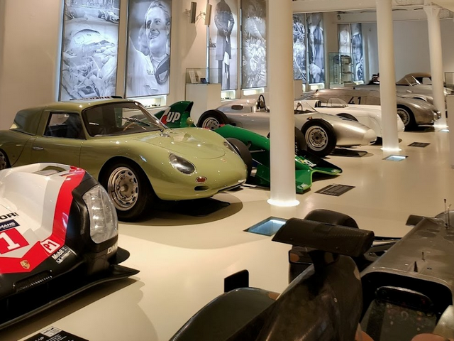 متحف السيارات النموذجية هامبورغ