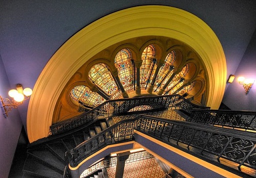 النوافذ الملونة في مبنى الملكة فيكتوريا في سيدني