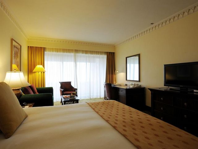 فندق إنتركونتيننتال مسقط هو فندق القرم مسقط الذي يُقدّم إطلالات رائعة.
