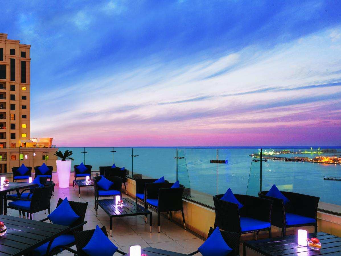 فندق رمادا بلازا دبي جي بي ار من افضل فنادق جميرا دبي