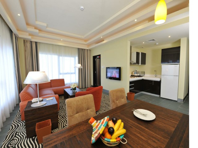 مساحات وسعة الغرف متنوعه في فندق الرايه البحرين 