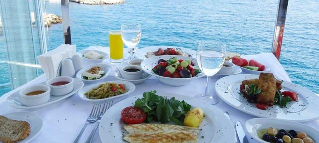 مطاعم منطقة سيدا انطاليا تقد أشهى الاكلات التركية