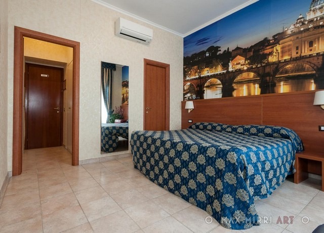 أورلاندو أحد ارخص الفنادق في روما التي تقع في وسط روما.