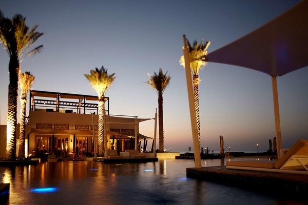 أفضل فنادق في جزيرة السعديات ابوظبي
