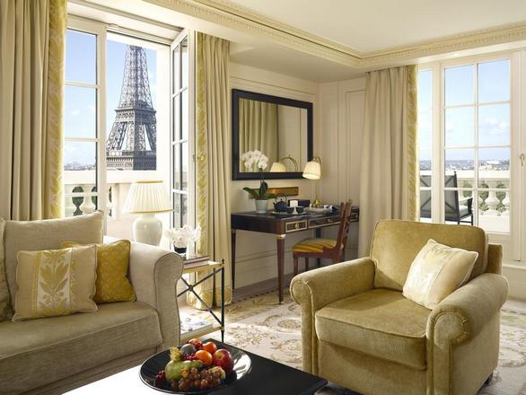 فندق شانغريلا باريس فرنسا من افضل فنادق مطلة على برج ايفل