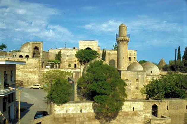 قصر الشروانشاهانيين من افضل اماكن السياحة في اذربيجان باكو