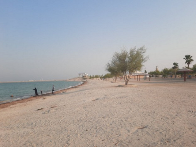شاطئ بحر سميسمه قطر
