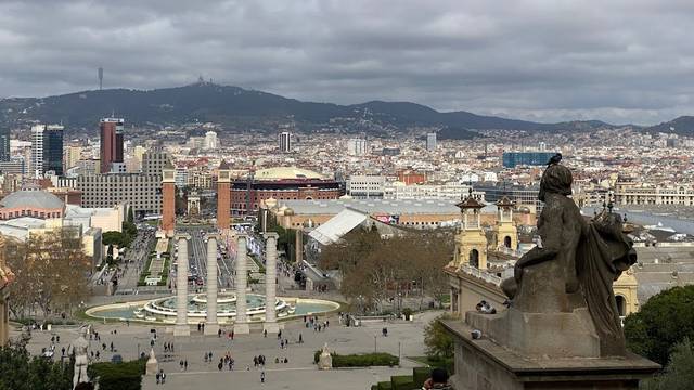 ساحة اسبانيا برشلونة