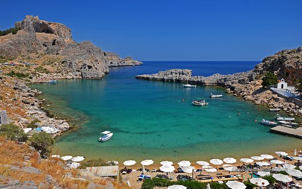 خليج القديس بولس في جزيرة رودس اليونانية