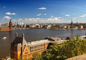 اين تقع ستوكهولم والمسافة بينها وبين اهم مدن السويد السياحية