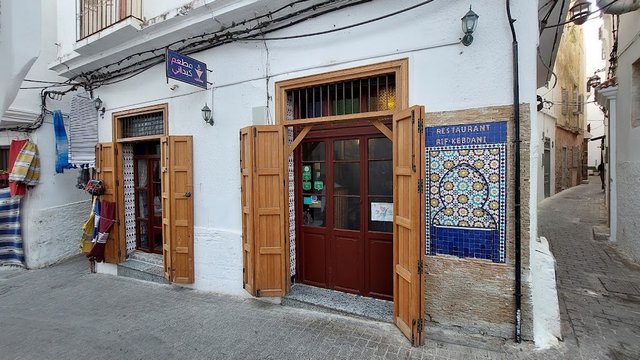 المطاعم في طنجة