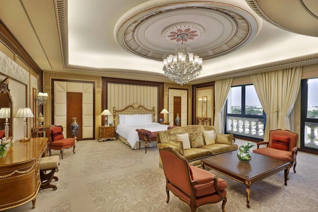ديكورات فخمة و أثاث فاخر في فندق حي السفارات الرياض