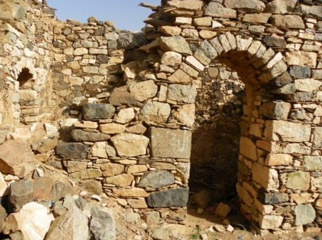 قلعة شمسان الأثرية في ابها