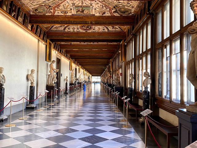 متحف معرض أوفيزي فلورنسا