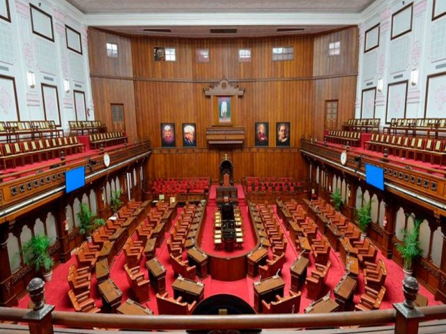 قاعة السلطة التشريعية في مبنى فيدانا سودها