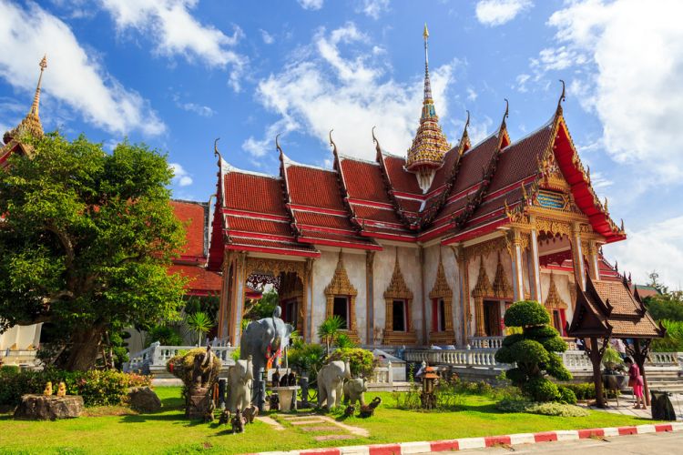 قصر وات تشالونج بتايلاند 
