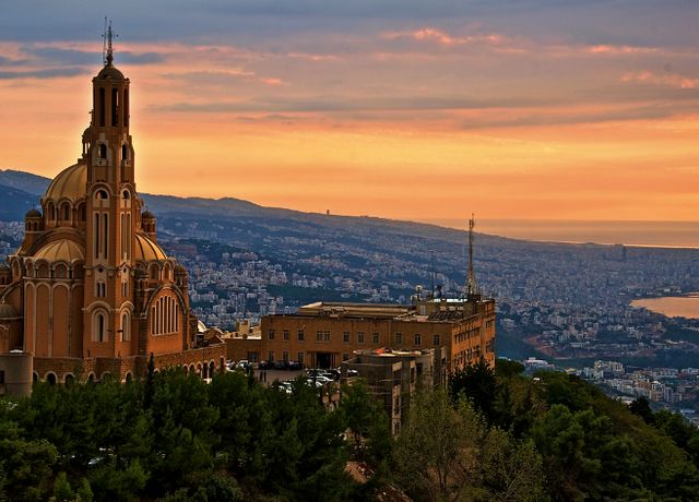 اين تقع لبنان وكيفية السفر الى لبنان