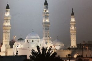 اين يقع مسجد قباء في المدينة المنورة