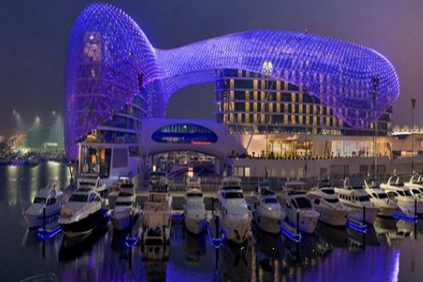افضل 6 من فنادق جزيرة ياس ابوظبي موصى بها 2023