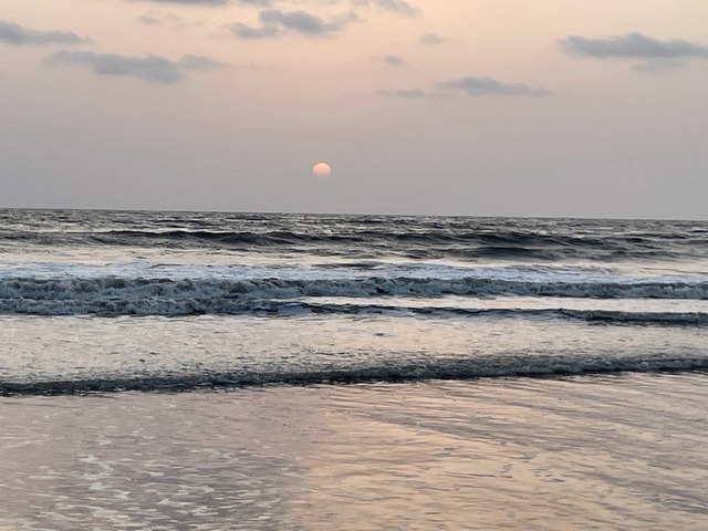 شاطئ اكسا مومباي