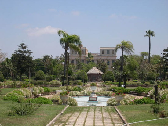 قصر انطونيادس وهو من اجمل واقدم المناطق السياحية في الاسكندرية