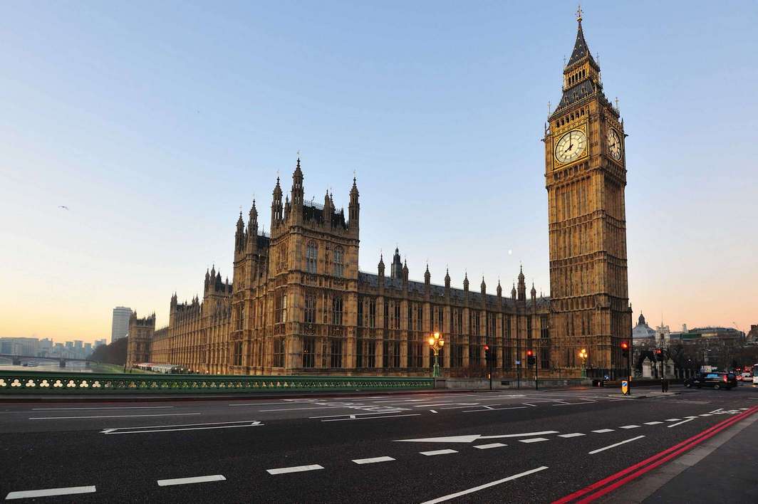 ساعة بيغ بن لندن من اهم الاماكن السياحية في لندن