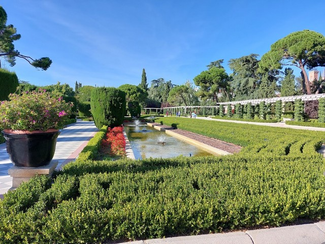 حديقة سيسيليو رودريغيز في مدريد